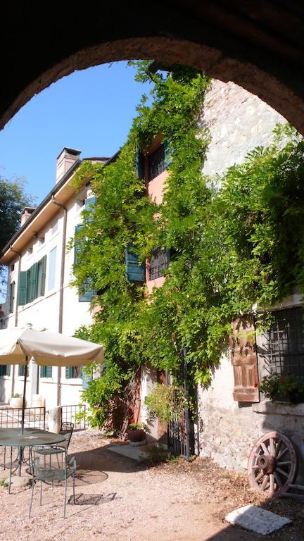 Agriturismo Corte Pellegrini San Martino Buon Albergo Exterior photo